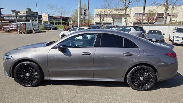 Usata Mercedes CLA250e Premium 160 CV (117 kW) 2022 Grigio Berlina