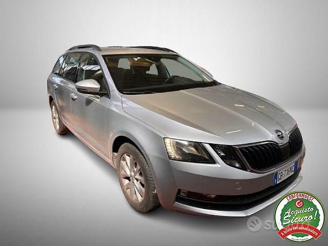 Usata Skoda Octavia G-TEC Executive 131 CV (96 kW) 2020 Grigio Station wagon
