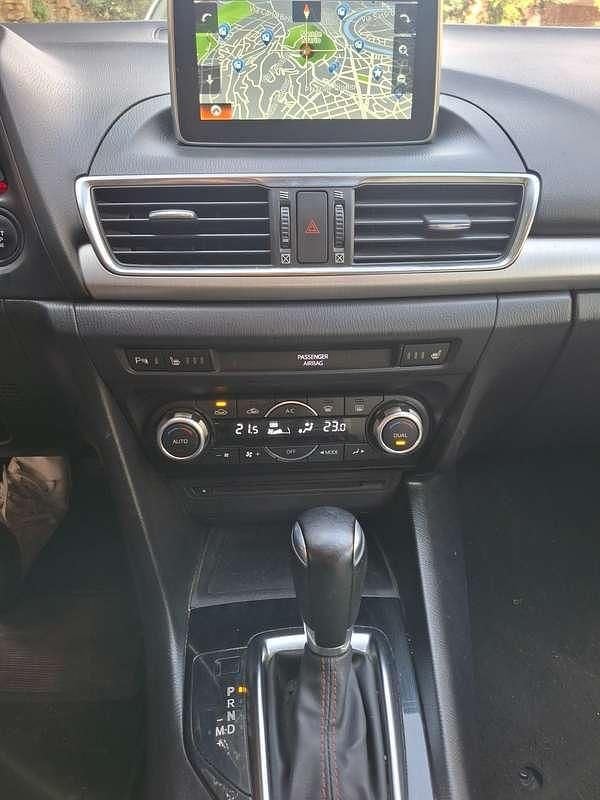 Usata Mazda 3 Evolve 105 CV (77 kW) 2016 Rosso Berlina