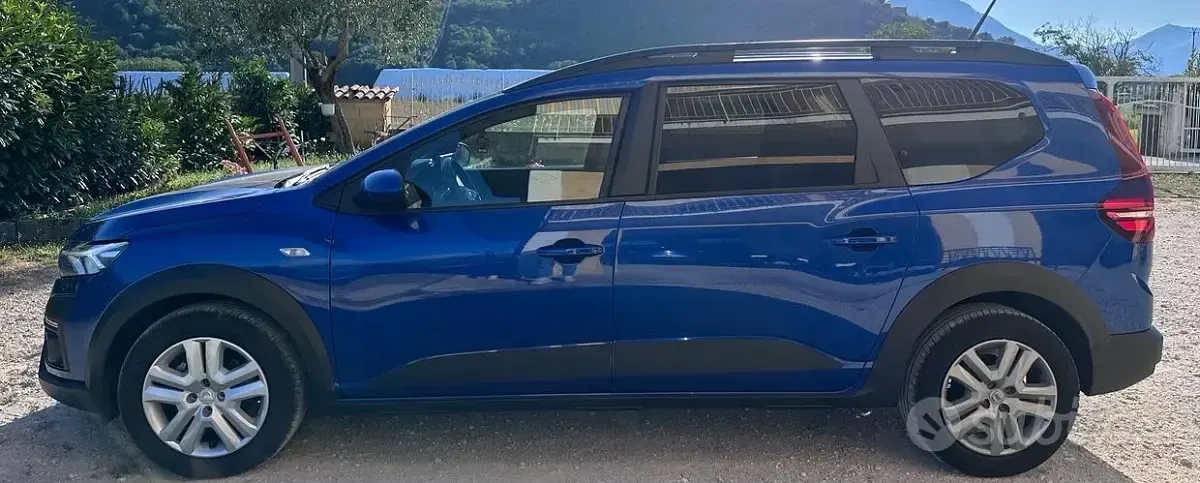 Usata Dacia Jogger 101 CV (74 kW) 2022 Bluazzurro Monovolume