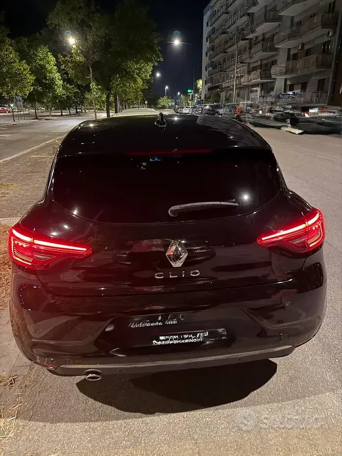 Usata Renault Clio V 2023 Nero Berlina