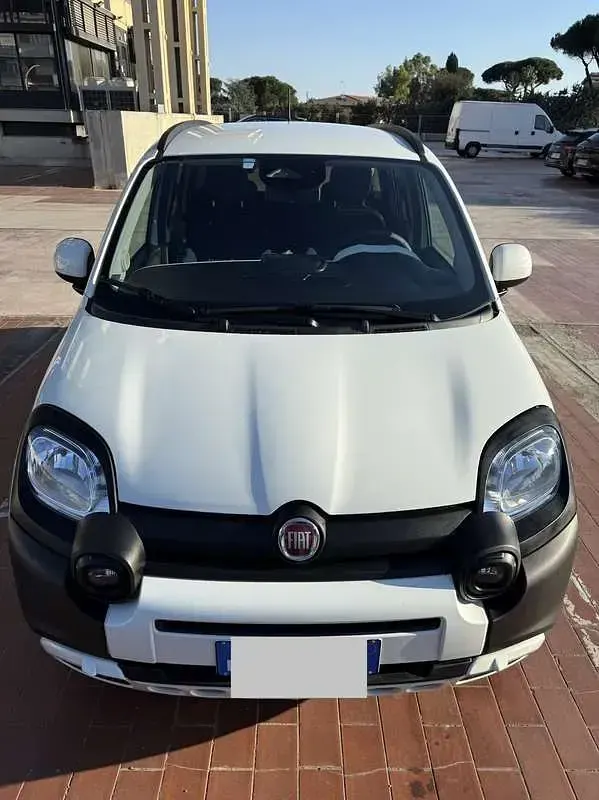 Usata Fiat Panda 69 CV (50 kW) 2025 Utilitaria