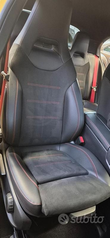 Usata Mercedes A45 AMG AMG 387 CV (284 kW) 2020 Giallo Berlina