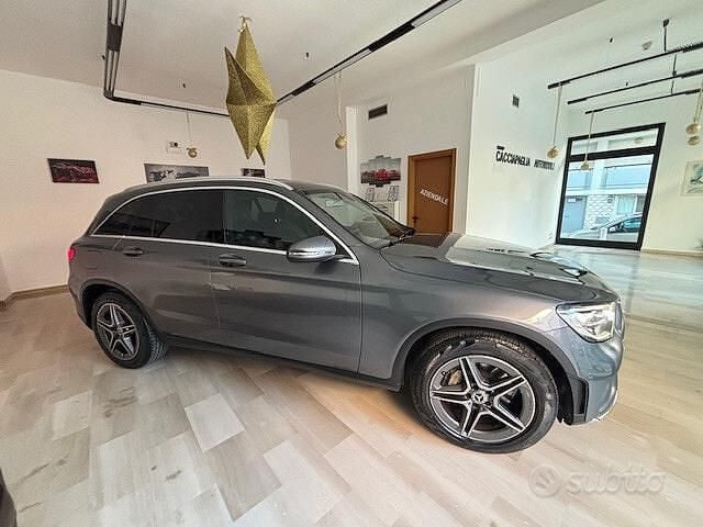 Usata Mercedes GLC220 Premium 194 CV (142 kW) 2020 Blu SUV