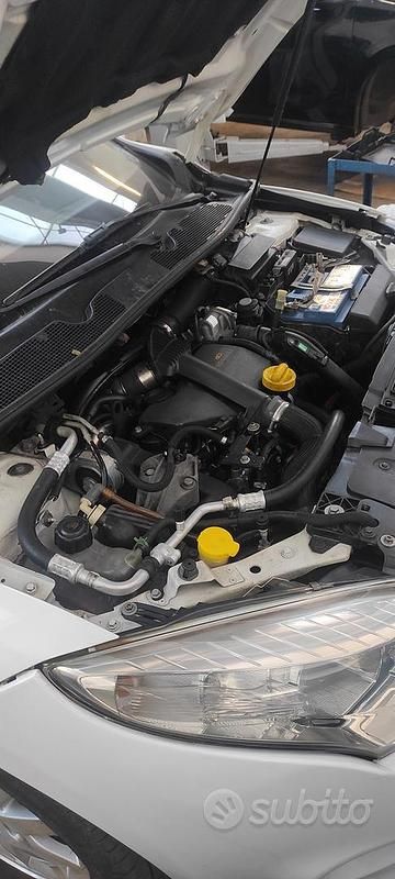 Usata Renault Mégane 110 CV (80 kW) 2010 Bianco Berlina