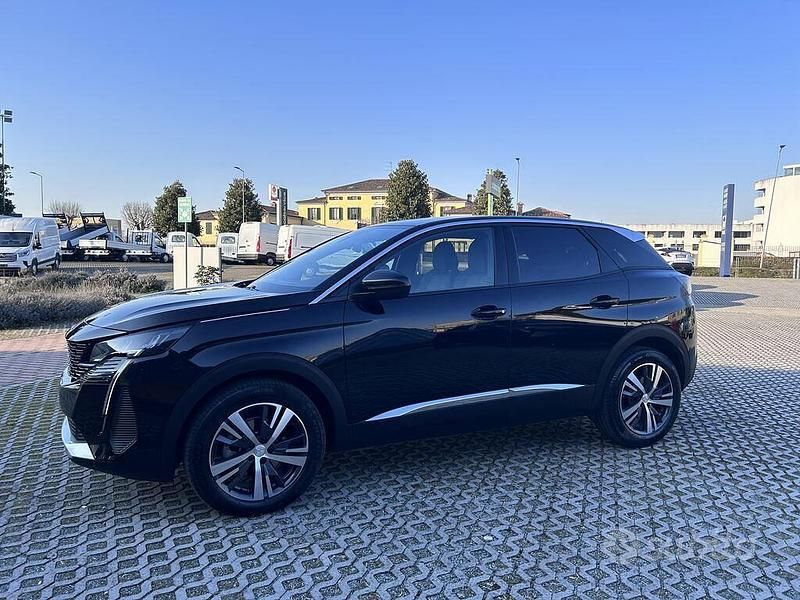 Usata Peugeot 3008 Allure 136 CV (100 kW) 2024 Other SUV