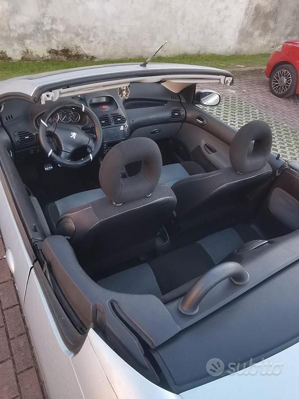 Usata Peugeot 206 CC 2004 Cabrio