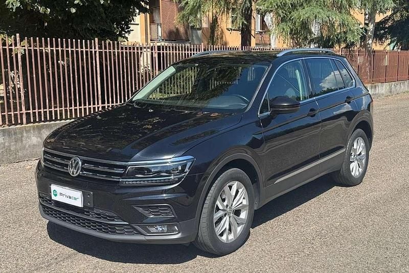 Nero Usata 2019 VW Tiguan Business SUV | 20.390 € (Super prezzo) - Immagine 1/4
