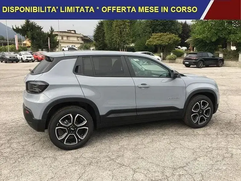 Nuova Jeep Avenger Summit 101 CV (74 kW) 2025 Grigio SUV