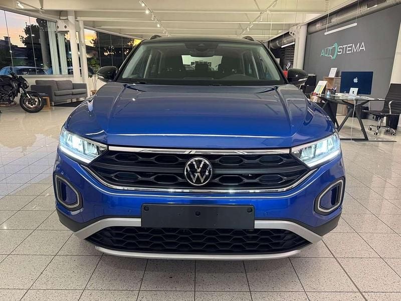 Usata VW T-Roc Life 110 CV (80 kW) 2022 Grigio SUV