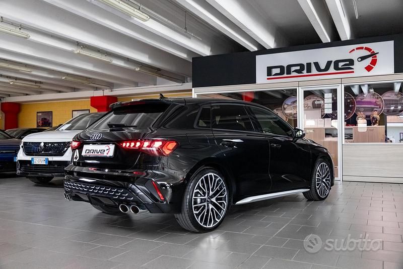 Usata Audi S3 Comfort 333 CV (244 kW) 2024 Nero Berlina