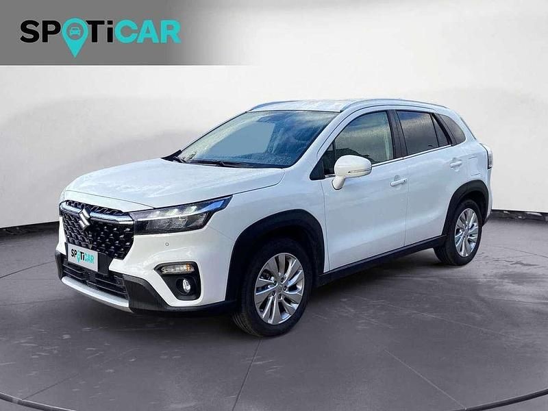 Bianco pastello Usata 2023 Suzuki SX4 S-Cross SUV | 21.900 € (Buon prezzo) - Immagine 1/4