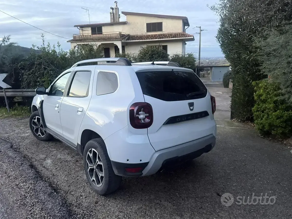 Usata Dacia Duster 116 CV (85 kW) 2021 Bianco SUV