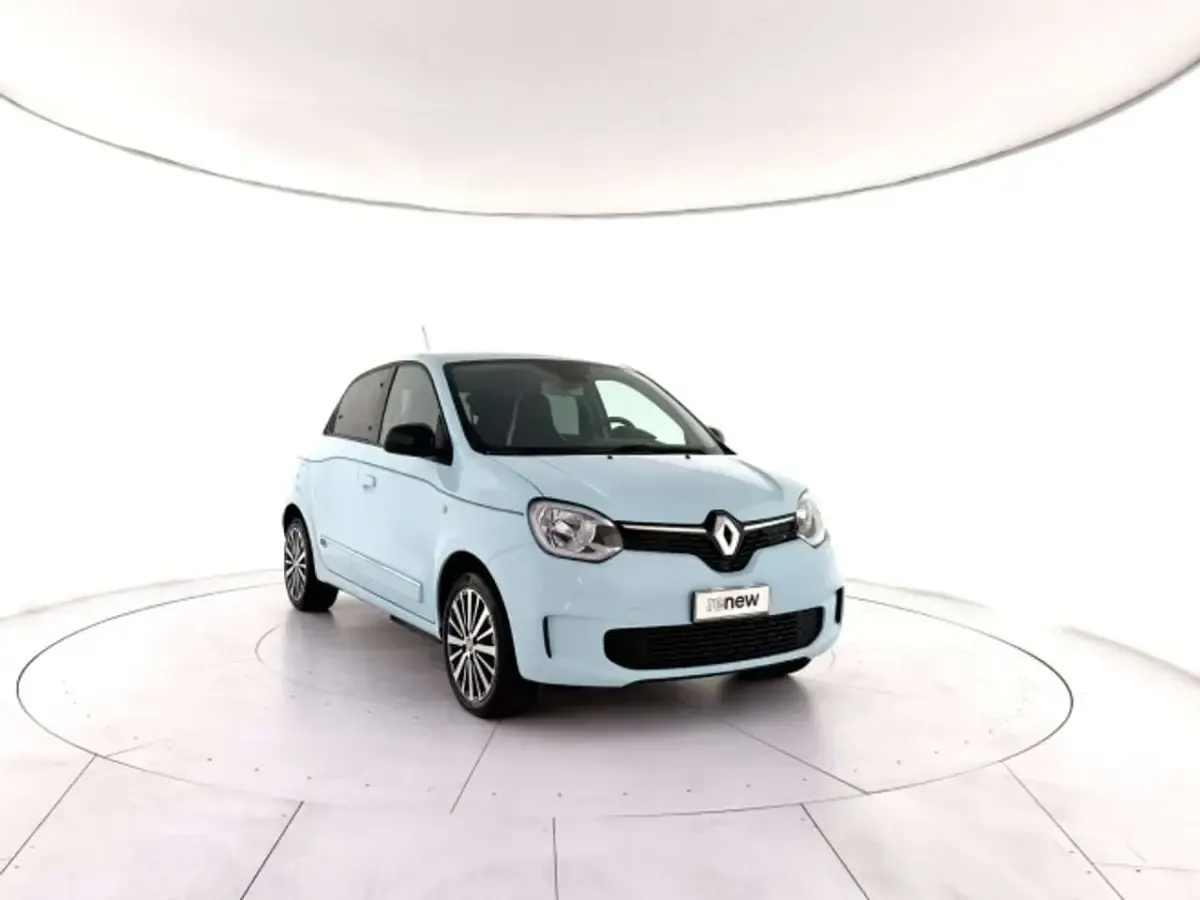 Usata Renault Twingo Techno 30 kW (42 CV) 2023 Blu shopping Utilitaria