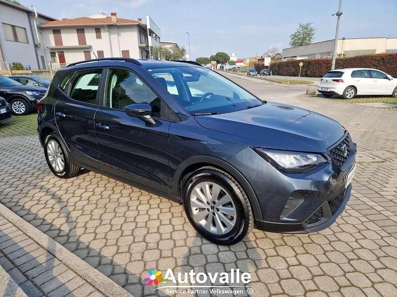 Käytetty Seat Arona Style 116 HP (85 kW) 2025 Harmaa Katumaasturi