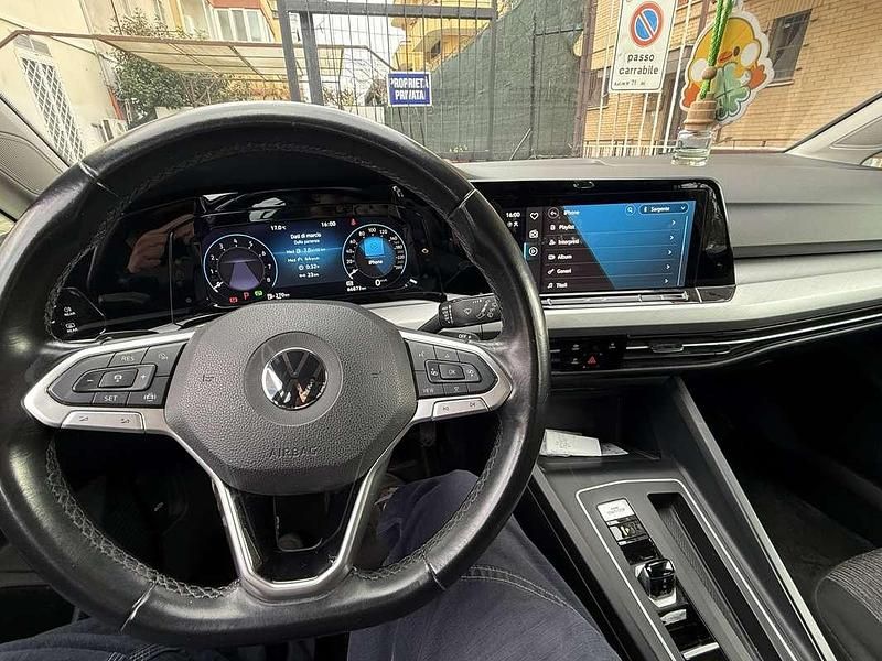 Begagnad VW Golf VIII Business 110 HK (80 kW) 2020 Sedan
