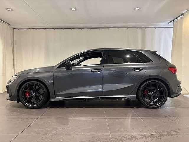 Usata Audi RS3 Ambiente 400 CV (294 kW) 2024 Grigio Berlina