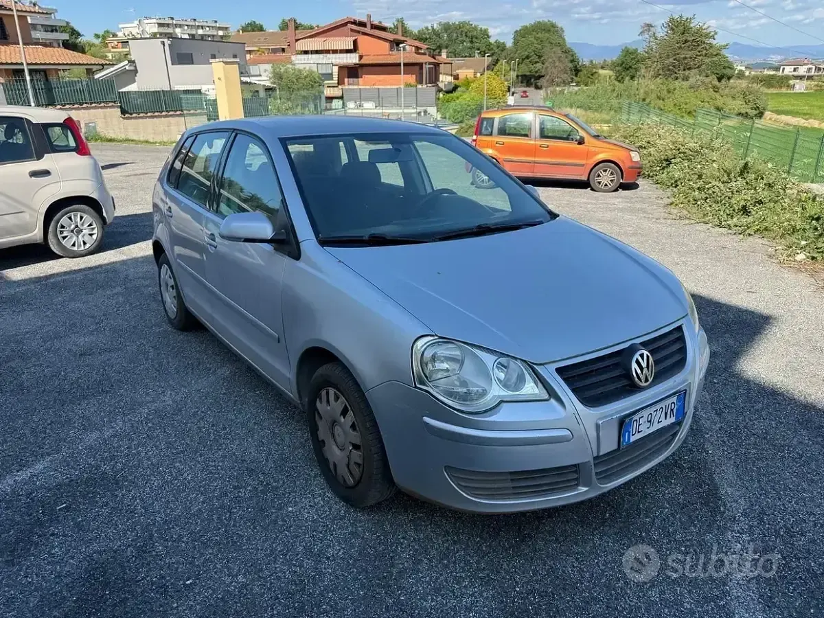 Usata VW Polo Trendline 60 CV (44 kW) 2007 Grigio Utilitaria