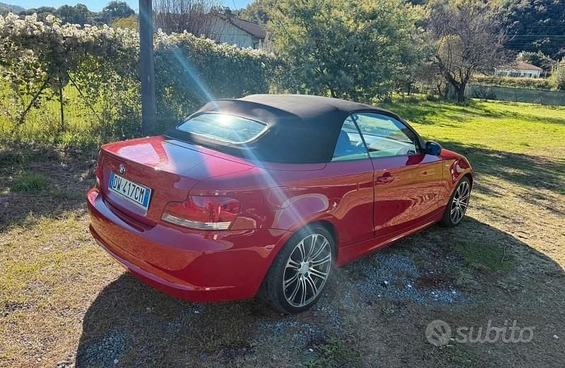 Usata BMW 118 Cabriolet Efficient Dynamics 143 CV (105 kW) 2009 Rosso Cabrio