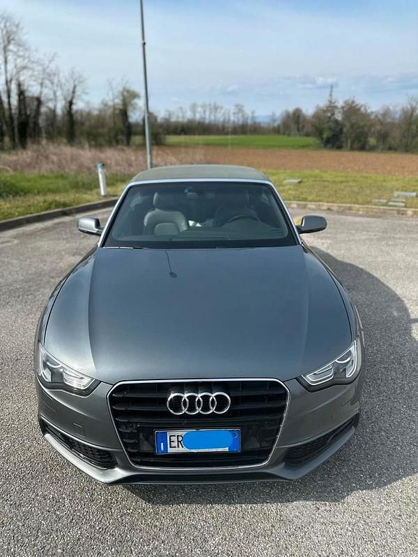 Usata Audi A5 Cabriolet S-Line 177 CV (130 kW) 2014 Grigio Cabrio