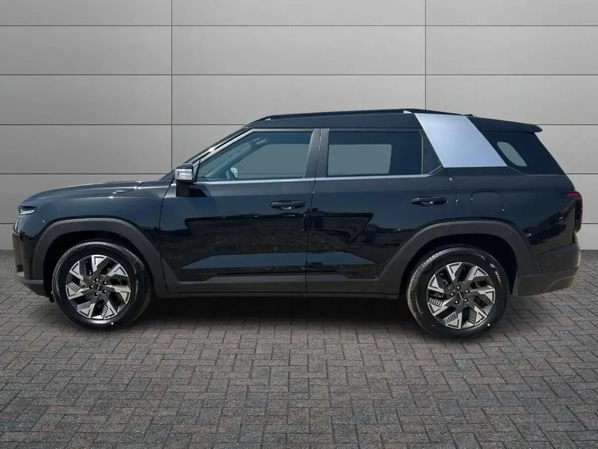 Nuova KGM Torres 2026 Space black SUV