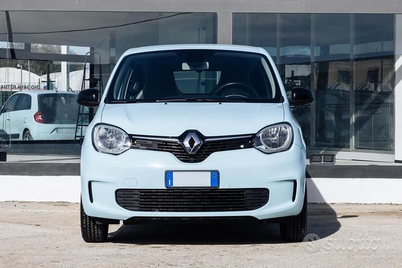 Usata Renault Twingo Equilibre 65 CV (47 kW) 2024 Blu Utilitaria