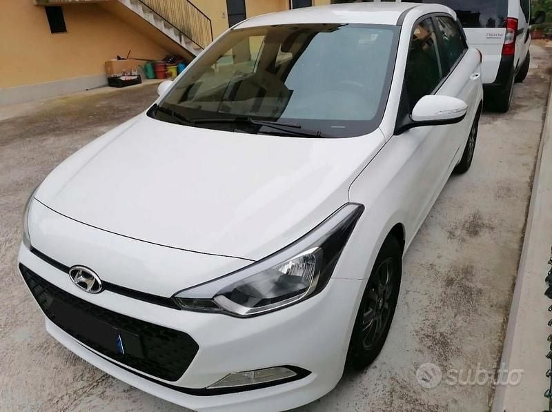 Usata Hyundai i20 2018 Bianco Berlina
