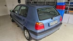 Usata VW Golf III 75 CV (55 kW) 1993 Blu Berlina