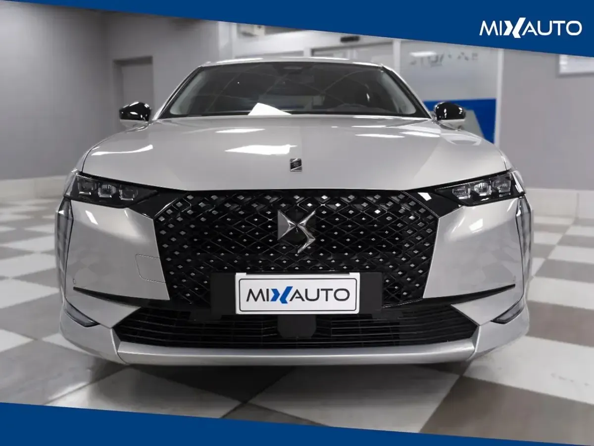 Usata DS Automobiles DS4 131 CV (96 kW) 2024 Argento SUV
