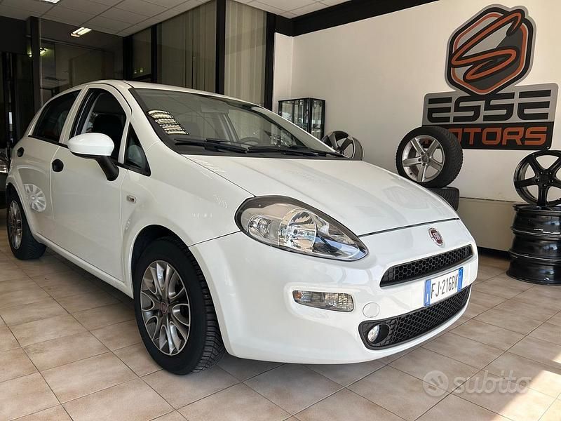 Usata Fiat Punto Easy 95 CV (69 kW) 2017 Bianco Utilitaria