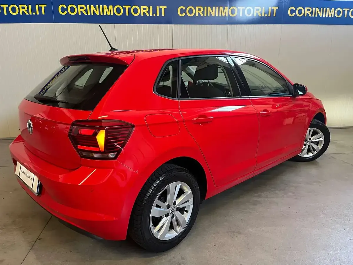 Usata VW Polo Comfortline 65 CV (47 kW) 2018 Rosso Utilitaria