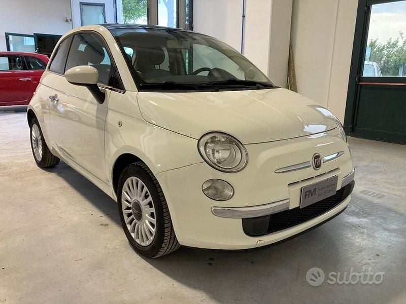 Usata Fiat 500 Lounge 69 CV (50 kW) 2011 Bianco Berlina