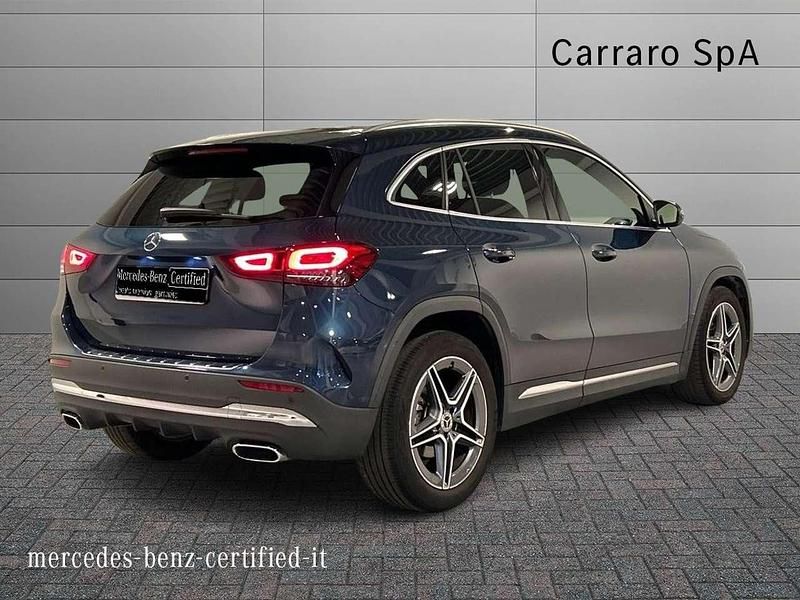 Usata Mercedes GLA180 Premium 116 CV (85 kW) 2023 Blu metallizzato SUV