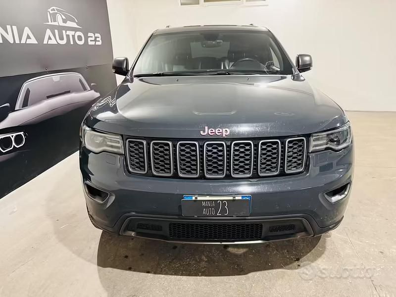 Usata Jeep Grand Cherokee Summit 250 CV (183 kW) 2018 Grigio SUV