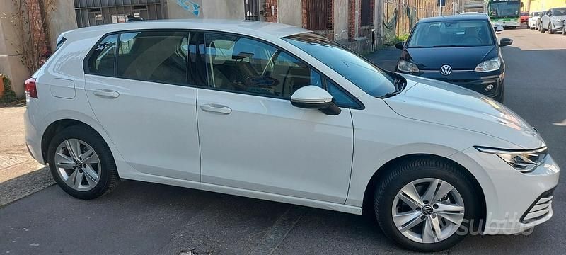 Usata VW Golf VII 2021 Bianco Utilitaria