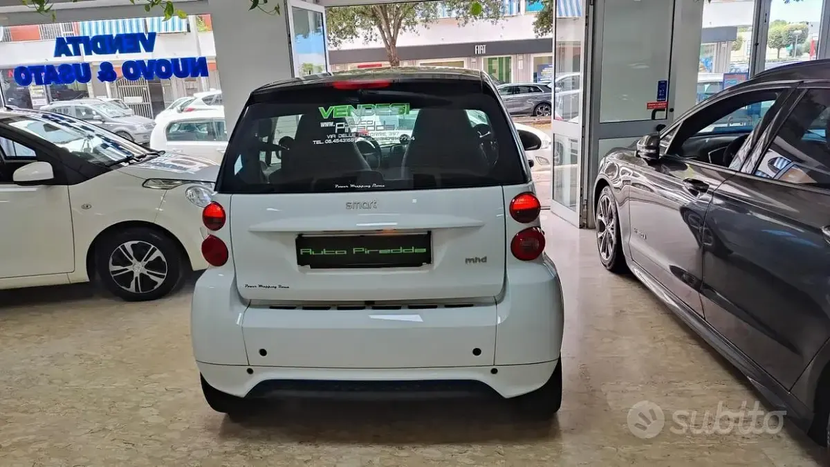 Usata Smart ForTwo Coupé Pulse 71 CV (52 kW) 2012 Bianco Coupé
