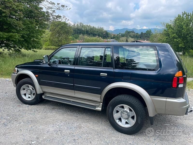 Usata Mitsubishi Pajero Sport 2002 Blu SUV