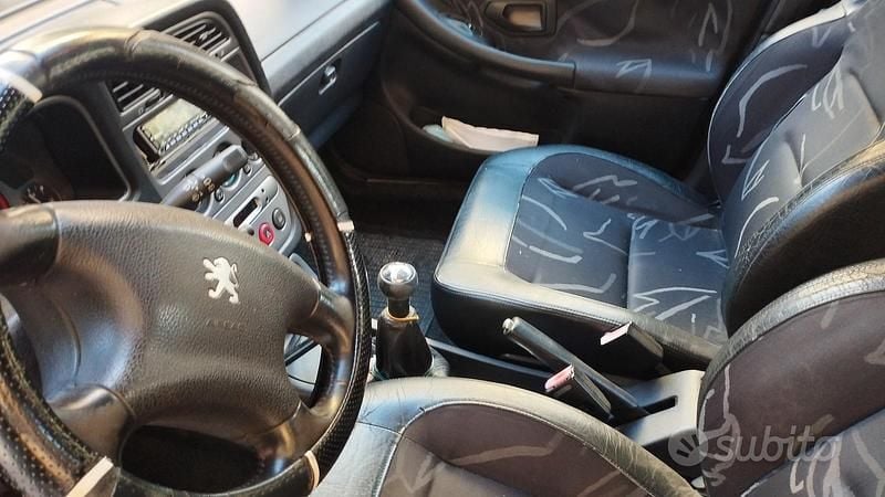 Occasion Peugeot 306 90 PK (66 kW) 2001 Zwart Hatchback