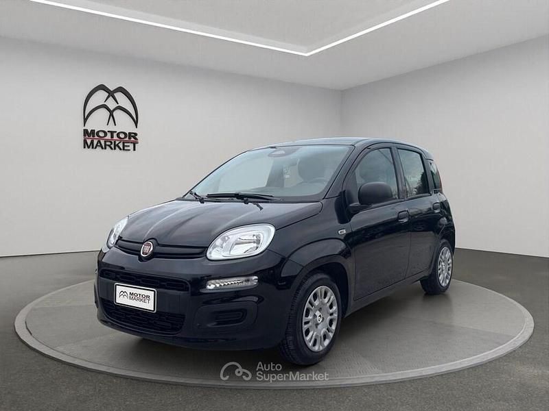 Nero cinema Usata 2025 Fiat Panda S Tre volumi | 12.900 € (Buon prezzo) - Immagine 1/4
