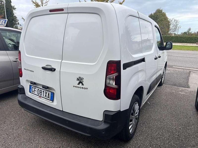 Usata Peugeot Partner 102 CV (75 kW) 2021 Bianco Monovolume