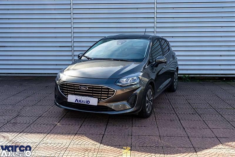 Usata Ford Fiesta Titanium 125 CV (91 kW) 2024 Grigio magnetic Monovolume