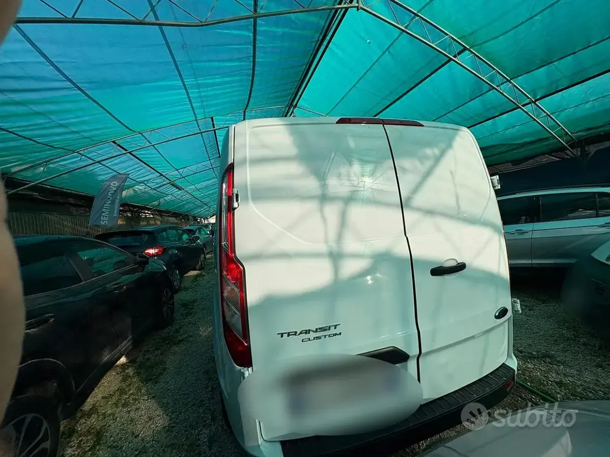 Usata Ford Transit Trend 131 CV (96 kW) 2022 Bianco Furgone