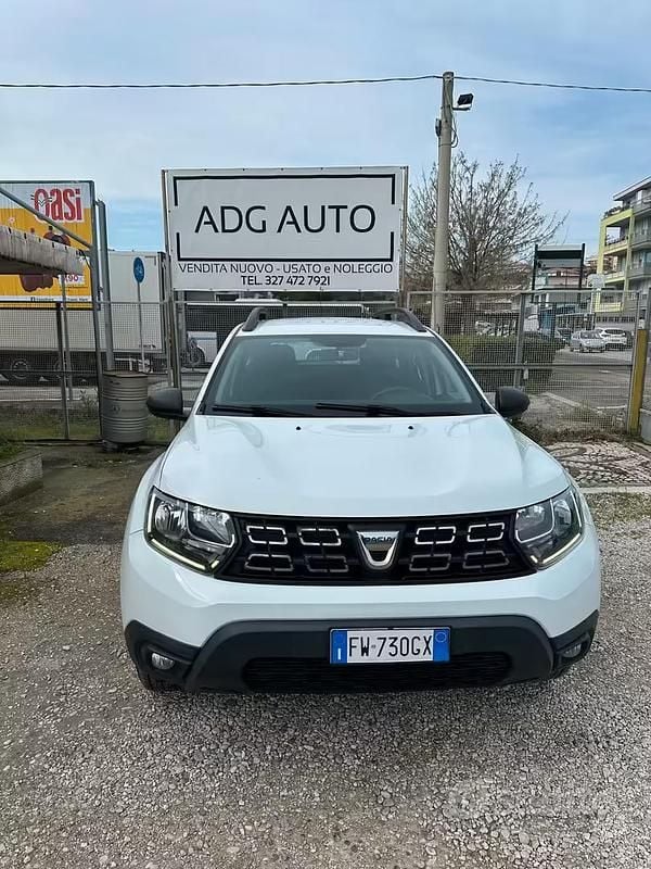 Usata Dacia Duster Essentiel 116 CV (85 kW) 2019 Bianco SUV