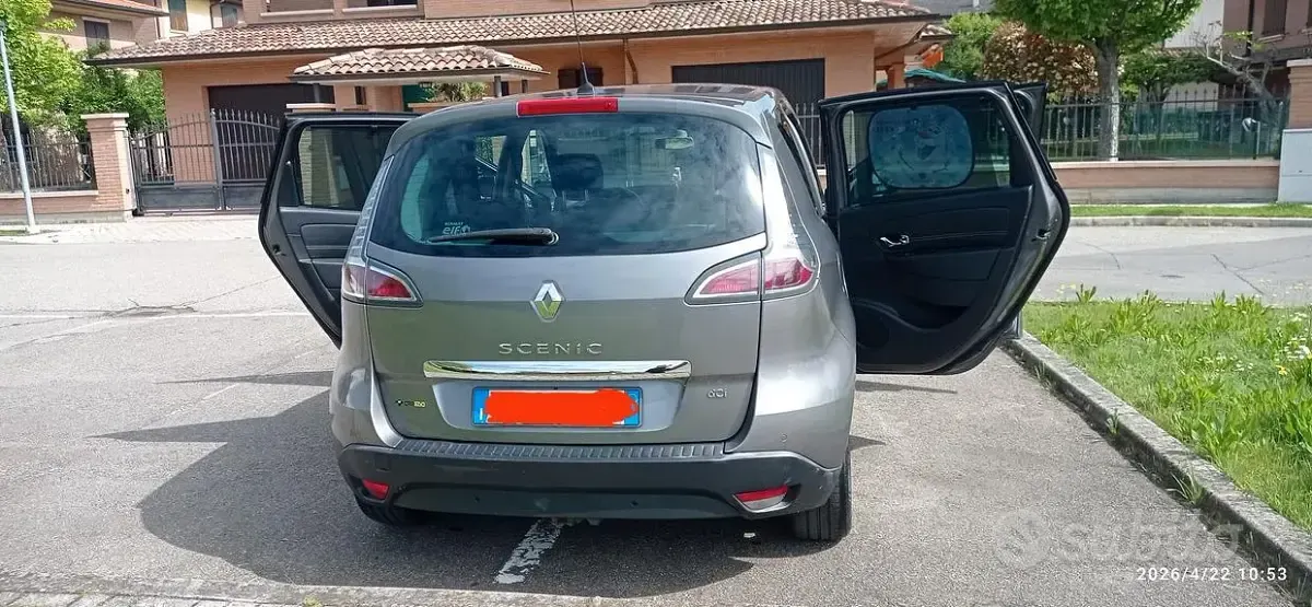 Usata Renault Scenic E-Tech 110 CV (80 kW) 2014 Grigio Monovolume