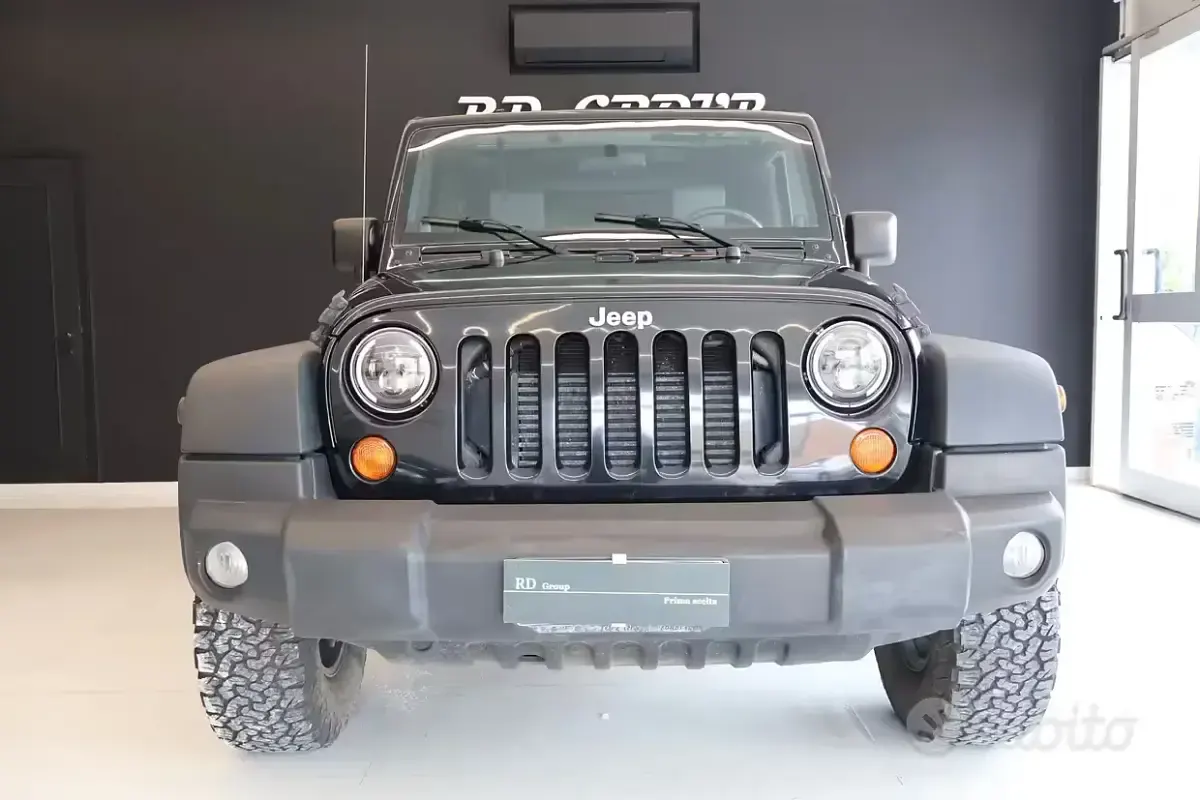 Usata Jeep Wrangler Sport 177 CV (130 kW) 2009 Nero SUV