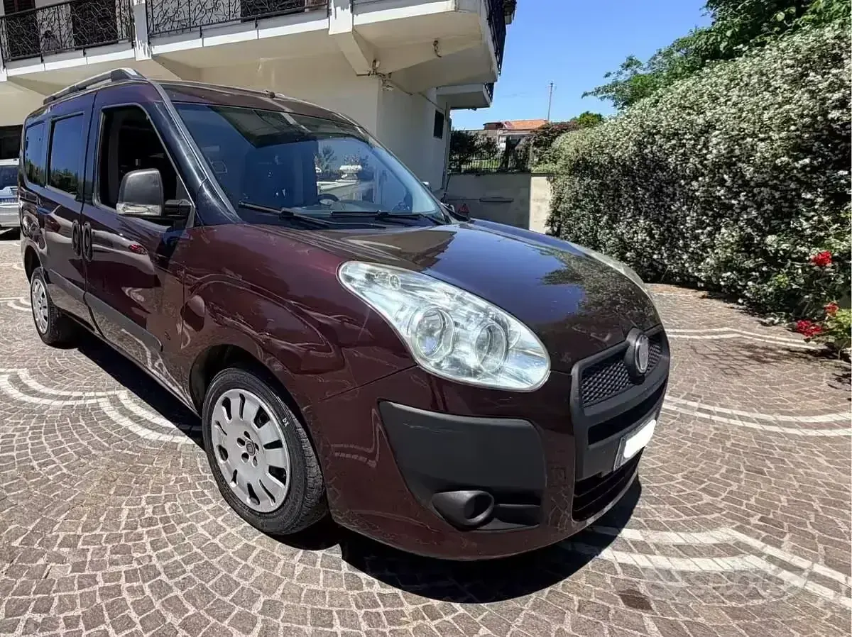 Usata Fiat Doblò 120 CV (88 kW) 2013 Monovolume