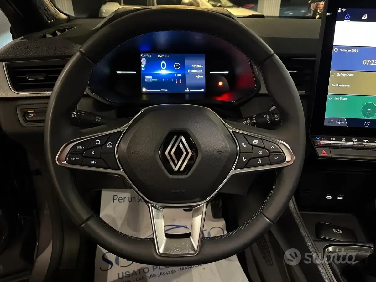 Usata Renault Captur Techno 91 CV (66 kW) 2025 Grigio SUV