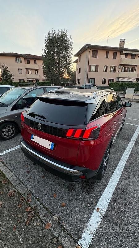 Usata Peugeot 3008 2018 Rosso SUV