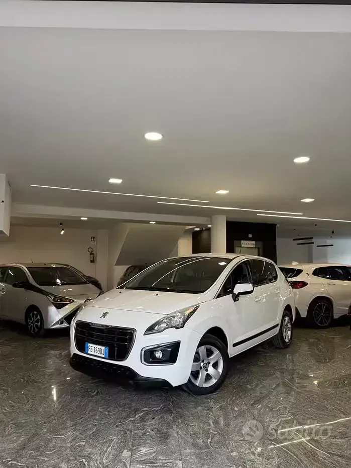 Usata Peugeot 3008 Active 120 CV (88 kW) 2016 Bianco Station wagon