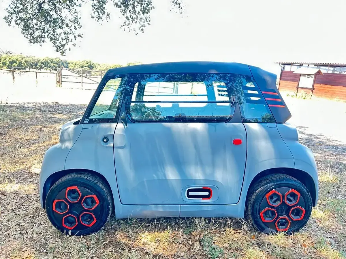 Usata Citroën AMI 2021 Grigio Berlina